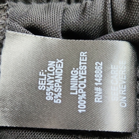 Torrid Black Mesh V-Neck Smocked Babydoll Top | Size 1X (14/16) - Picture 11 of 15